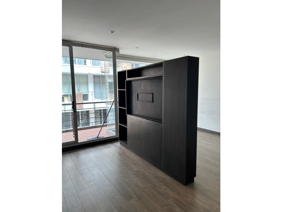 Vendo Lindo Apartamento Iluminado La Calleja Alta — foto 5