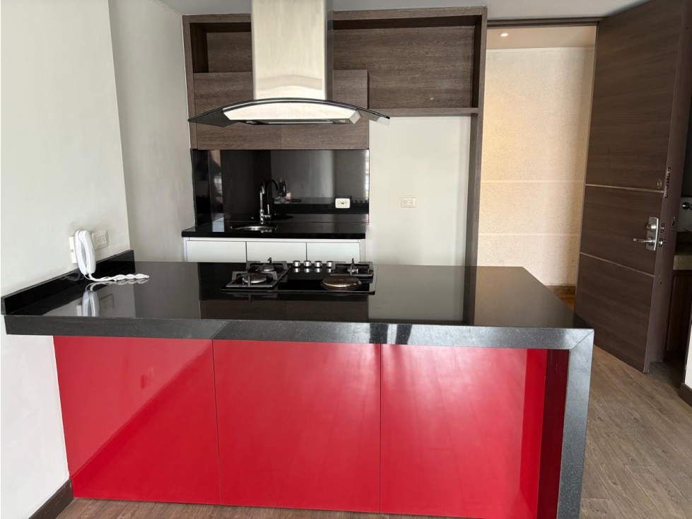 ARRIENDO Lindo Apartamento Iluminado en la Calleja Alta — foto 4