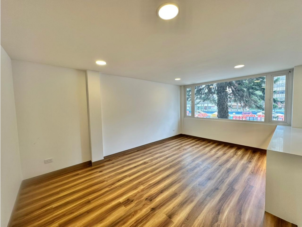 VENDO APTO REMODELADO CHICO