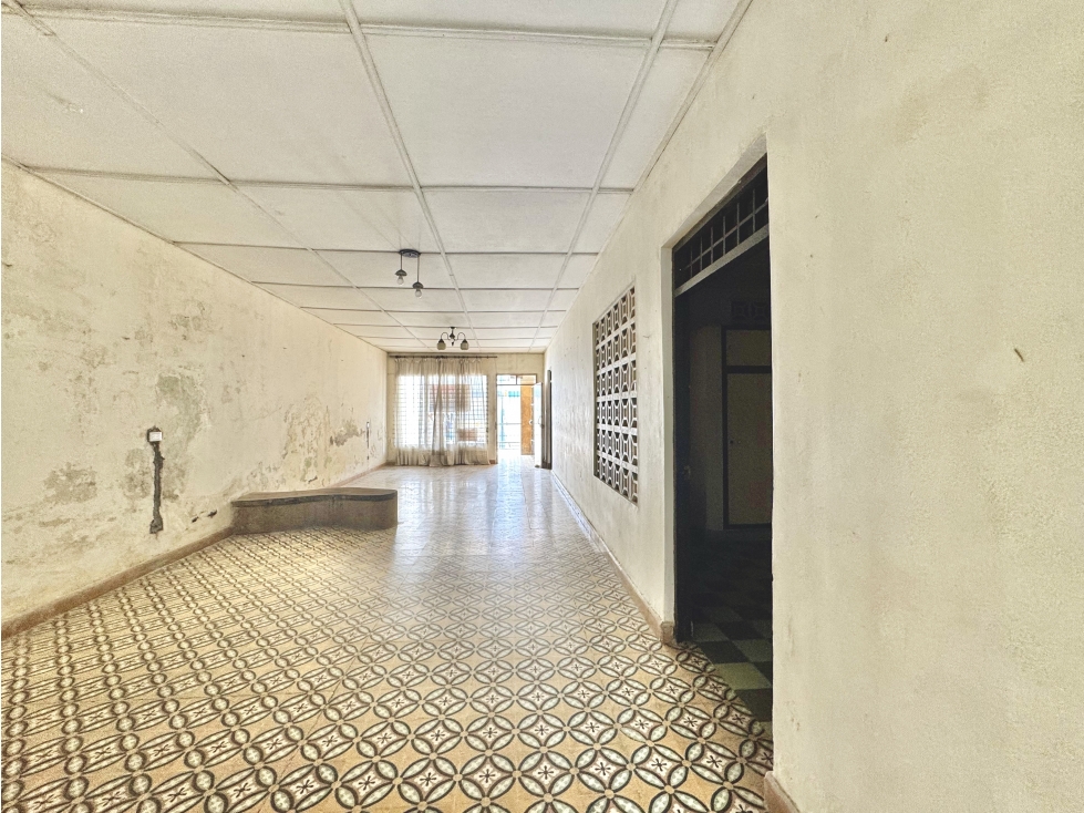 CASA EN VENTA EN EL CENTRO DE SANTA MARTA - OPORTUNIDAD DE INVERSIÓN — foto 2