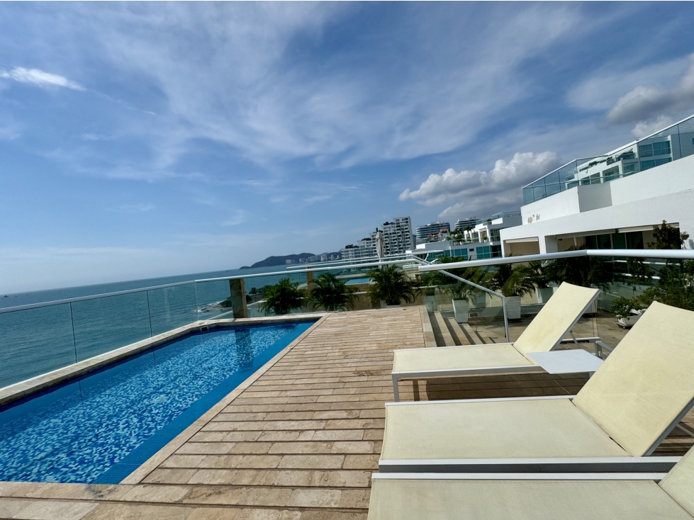Penthouse en venta con piscina privada en Santa Marta
