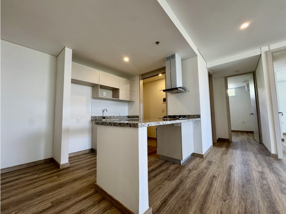 APARTAMENTO EN VENTA CERCA AL MAR — foto 3