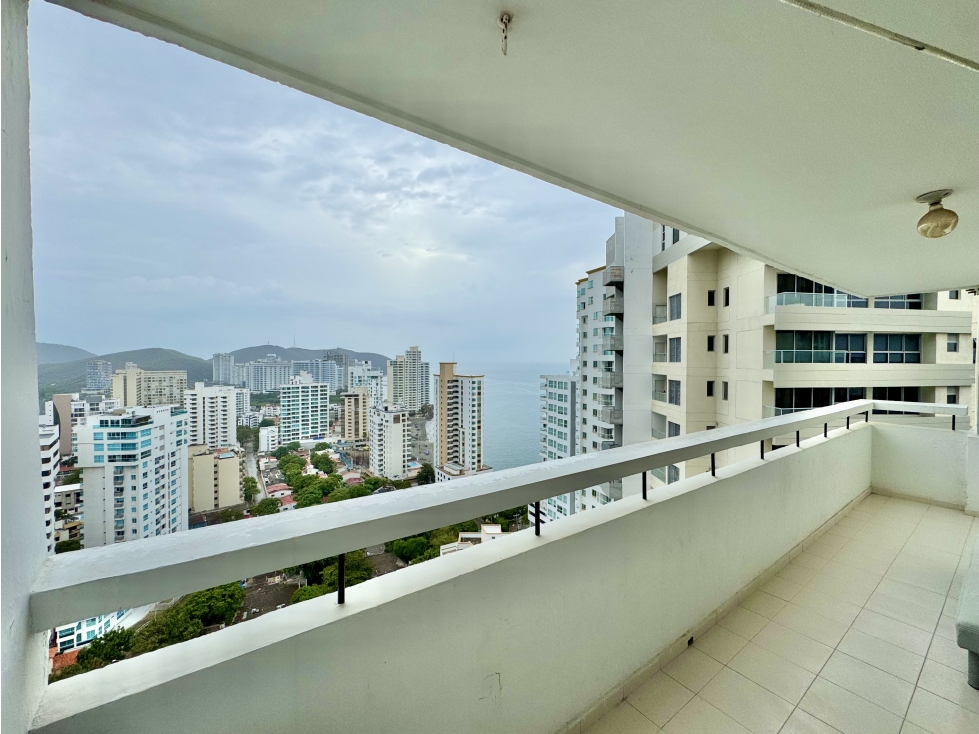 Apartamento con vista al Mar en rodadero sur - Edificio La Esmeralda