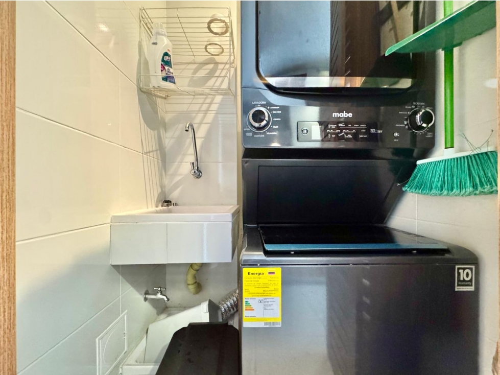 Se vende precioso apartamento en el ultimo piso de Ambar roca - 4
