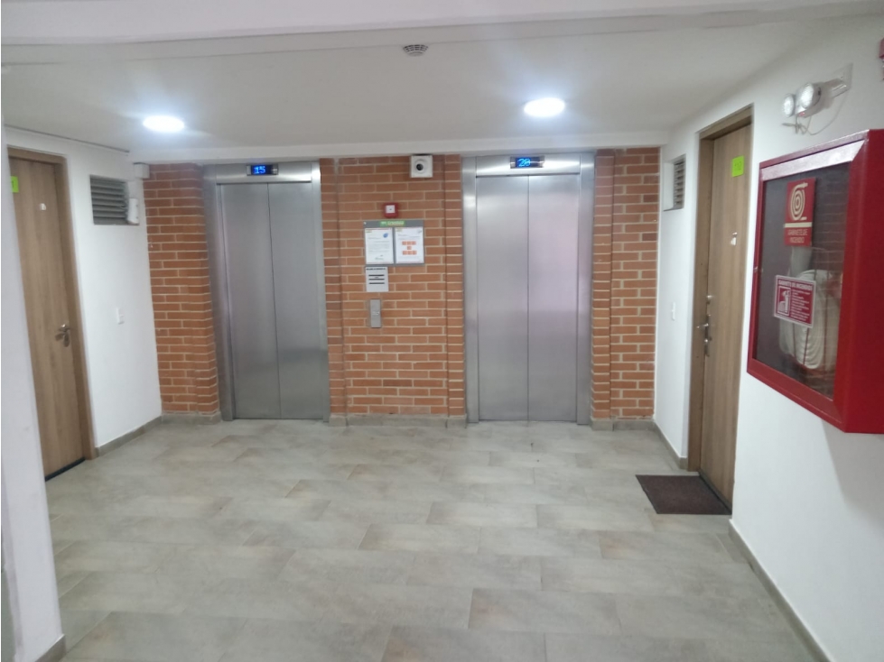 PINARES DE ALSACIA APTO VENTA PENTHOUSE ESQUINERO — foto 6