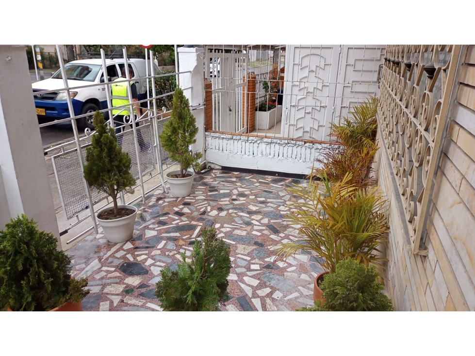VENDO CASA EN QUINTA PAREDES EL RECUERDO CERCA CORFERIAS — foto 3