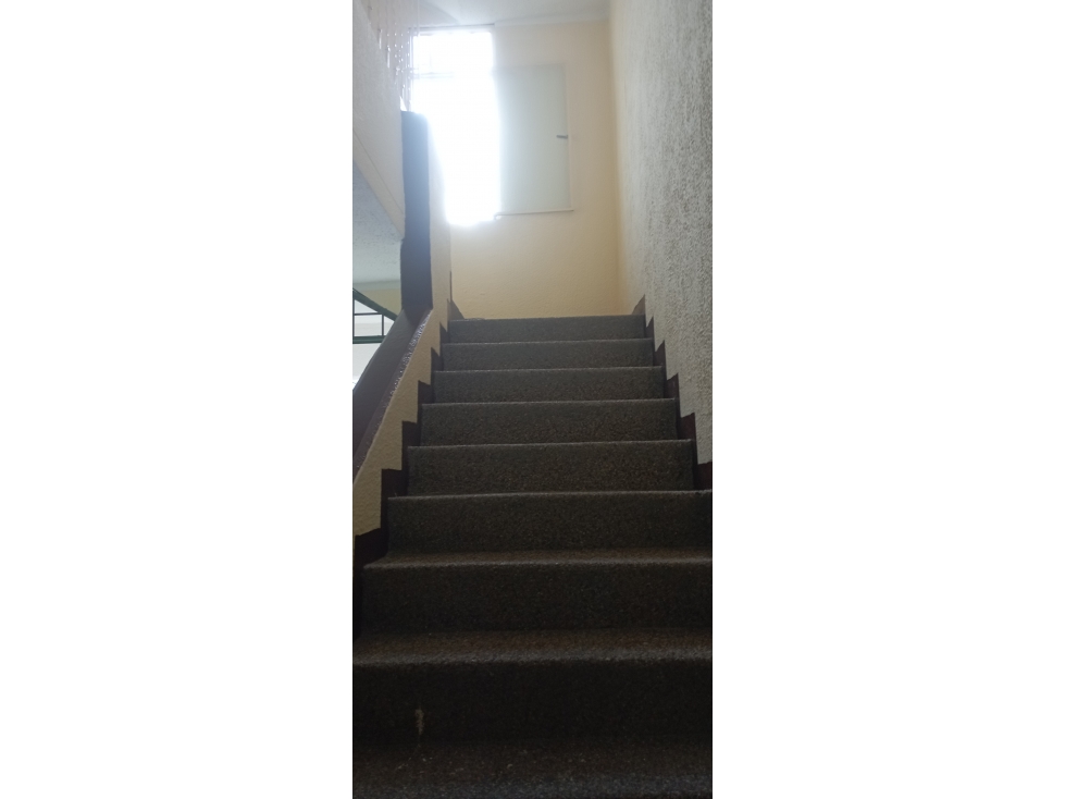 VENDO APARTAMENTO EN CERROS DEL SUR SECTOR MOLINOS — foto 3