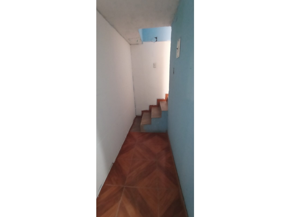 VENDO CASA EN KENNEDY SECTOR OLIVOS CERCA ABASTOS — foto 6