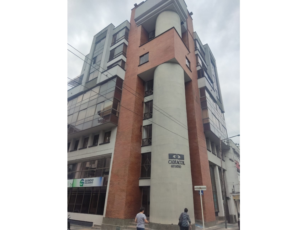 VENTA DE OFICINA EN EL CENTRO DE ARMENIA - 1