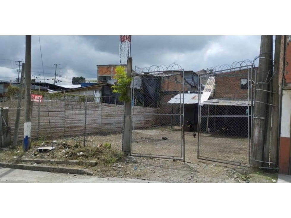 VENTA DE LOTE EN EL BARRIO POPULAR EN ARMENIA Q