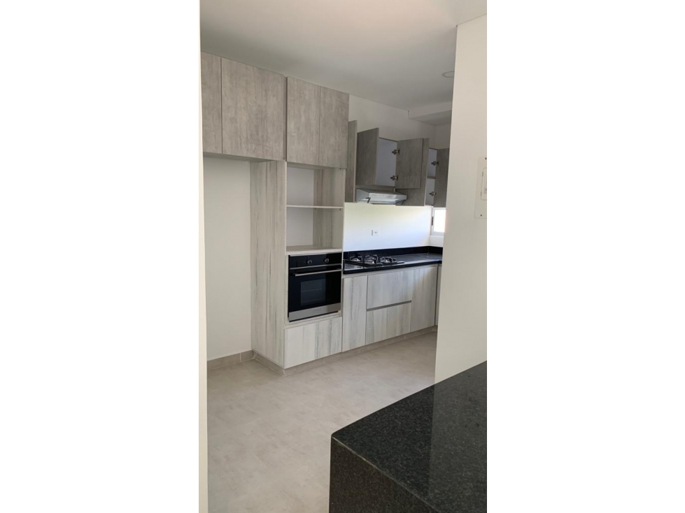 VENTA DE APARTAMENTO BARRIO PROFESIONALES TORRE VALPARAISO ARMENIA Q