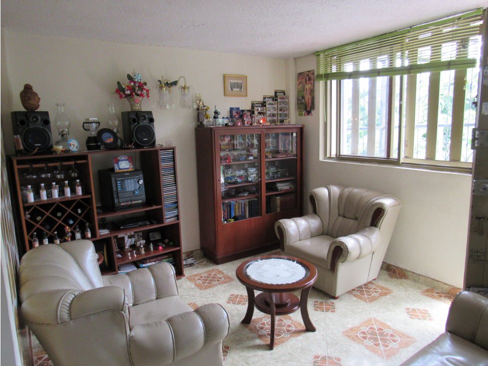 VENTA CASA 2 PISOS BARRIO EL PRADO SECTOR TERMINAL ARMENIA — foto 3