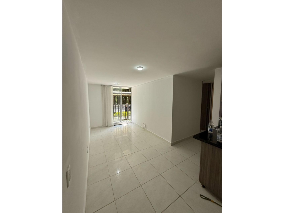 VENTA DE APARTAMENTO EN EL SECTOR DEL COLISEO DEL CAFÉ — foto 3