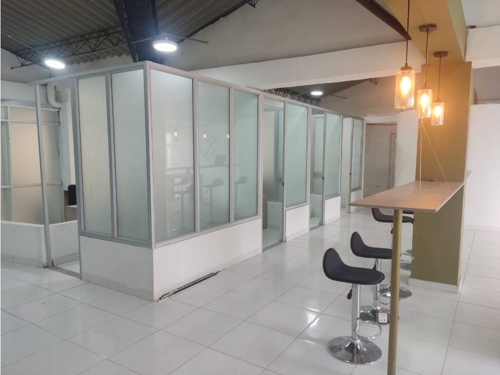 VENTA DE OFICINA EN EL CENTRO DE ARMENIA - 2