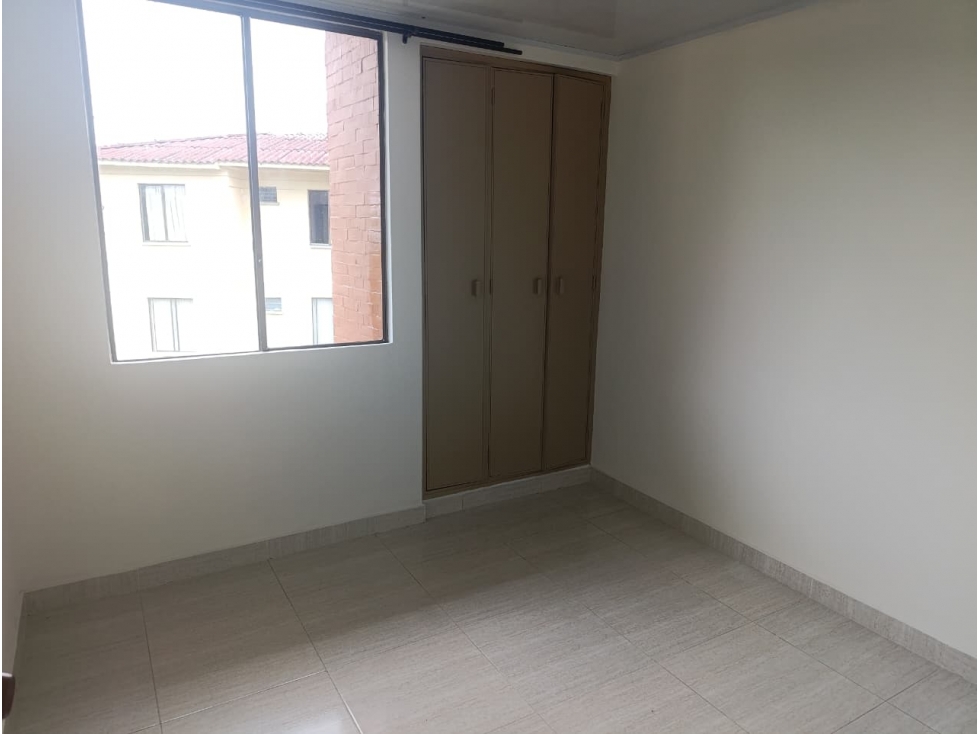VENTA DE APARTAMENTO EN EL SECTOR DEL COLISEO DEL CAFE — foto 4