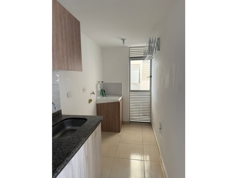 VENTA DE APARTAMENTO EN EL SECTOR DE PUERTO ESPEJO — foto 3