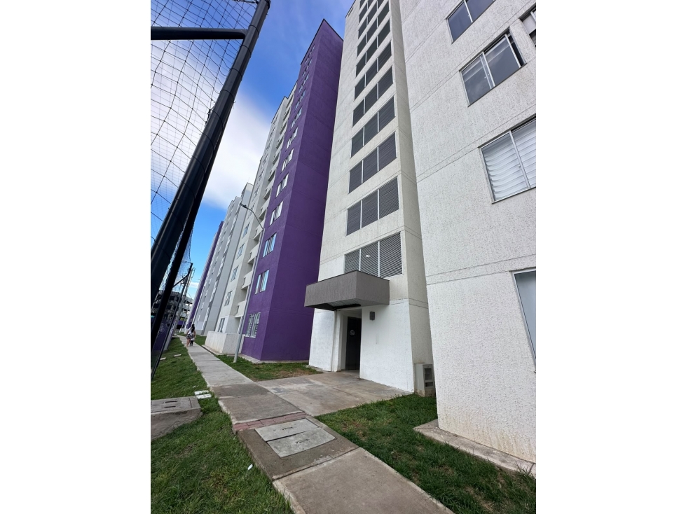 SE VENDE APARTAMENTO SIN ACABADOS