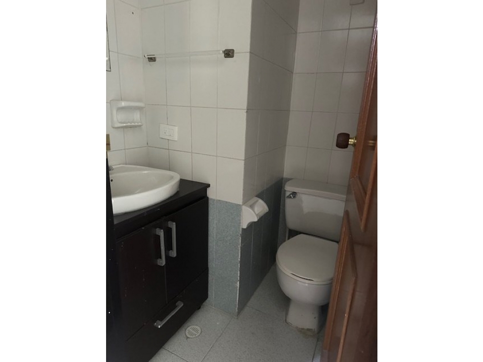 ARRIENDO DE CONSULTORIO EN CLINICA LOS ROSALES — foto 5