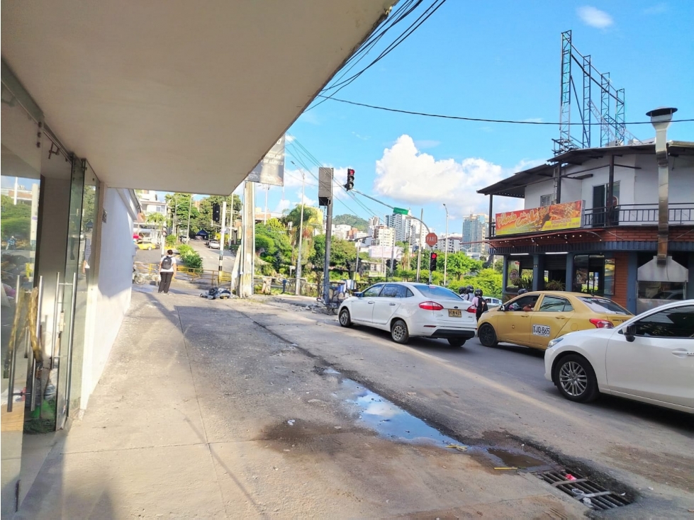 RENTO LOCAL COMERCIAL