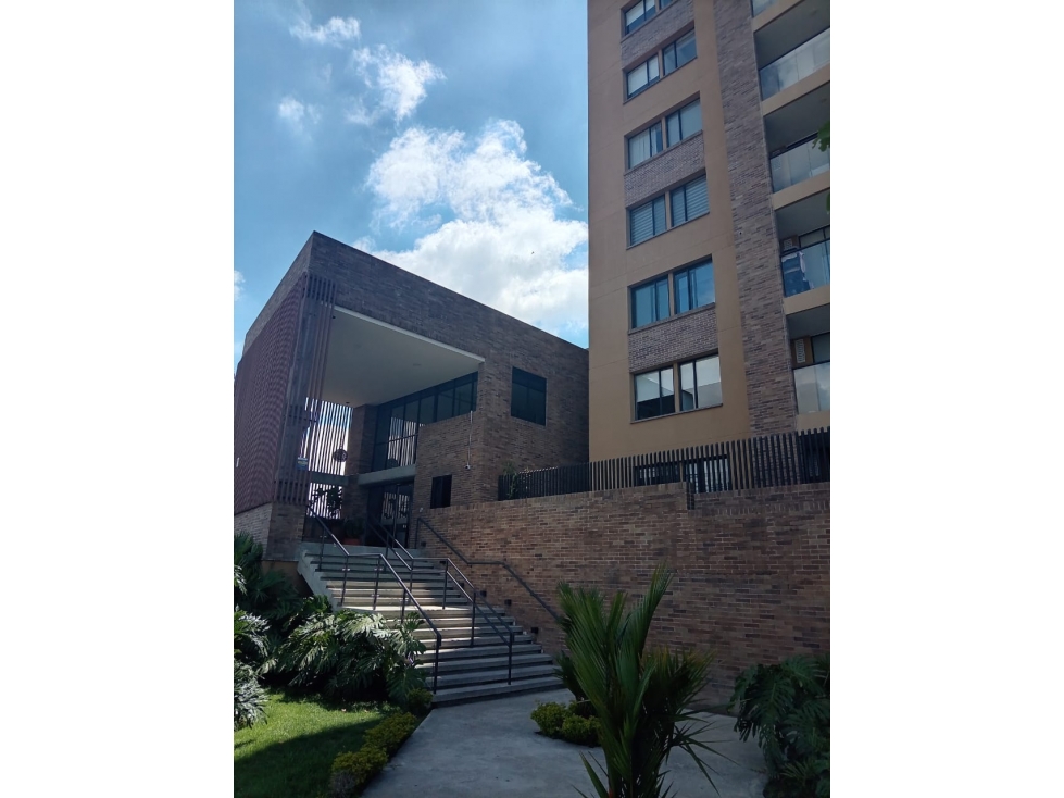 VENDO APARTAMENTO UBICACIÓN ESTRATÉGICA AVENIDA SUR EN PEREIRA — foto 2