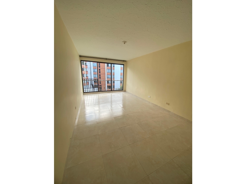 VENDO APARTAMENTO EN LA CIRCUNVALAR — foto 4