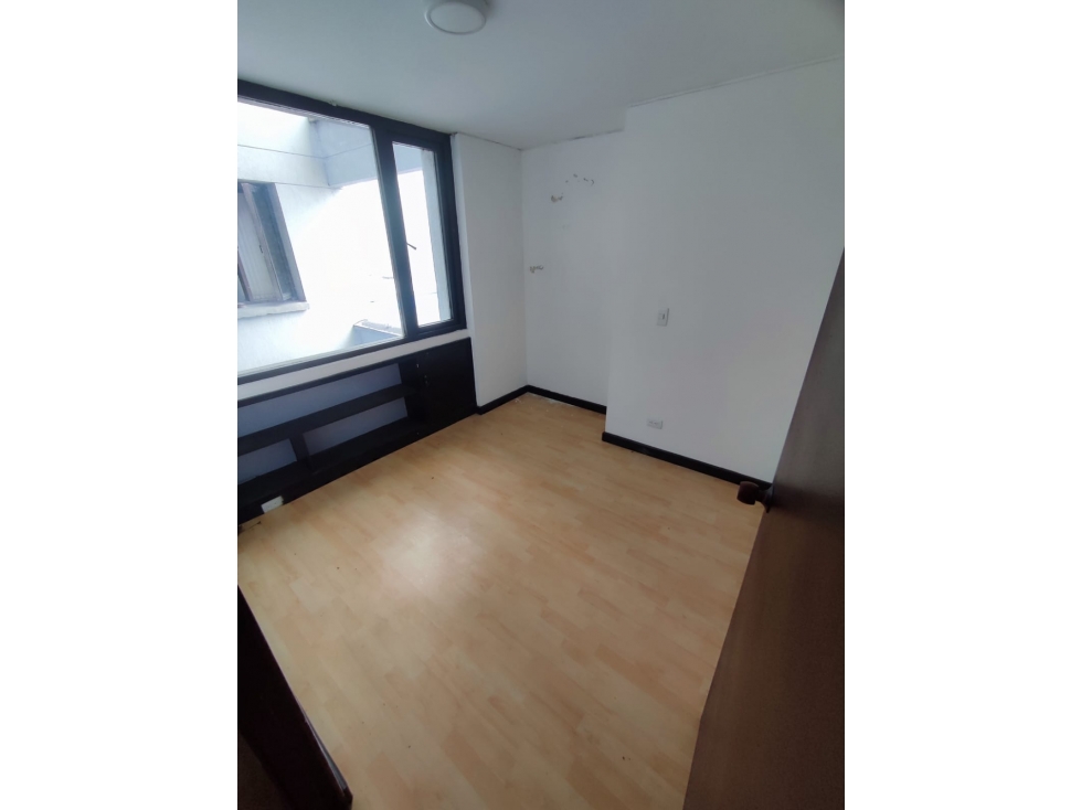 VENDO OF EN EL CORAZON DEL CENTRO DE MANIZALES 76 M2 — foto 3