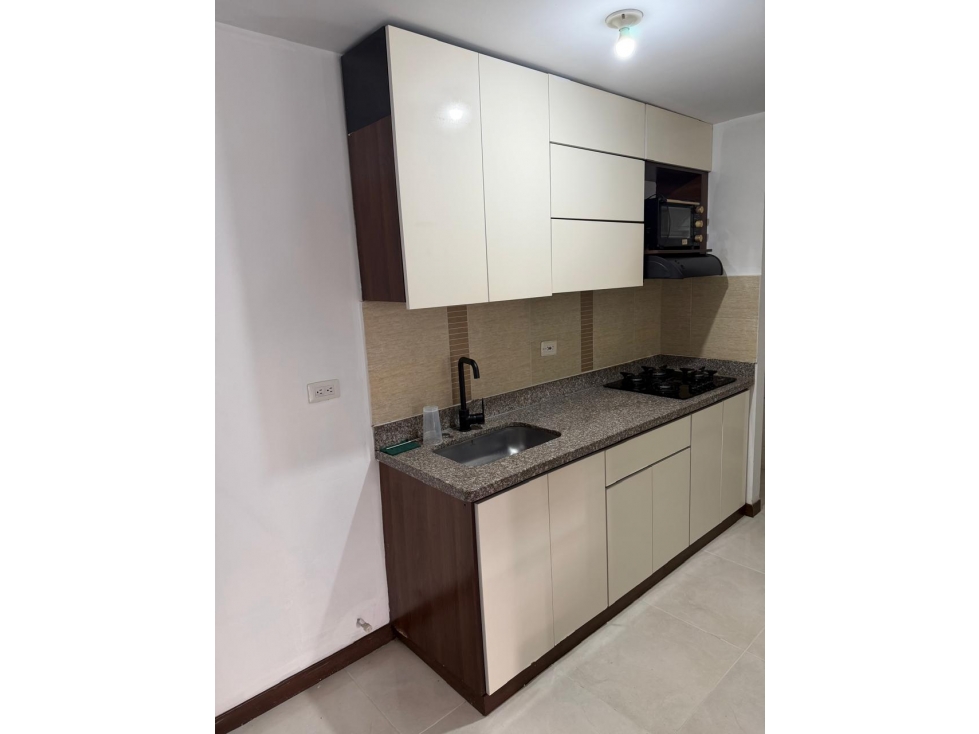 SE VENDE APARTAMENTO AV SUR, CORALES 3 ALCOBAS — foto 6