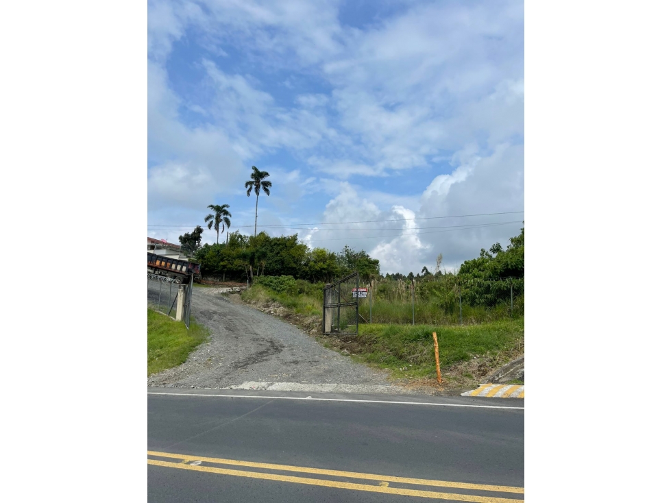 VENTA DE LOTE VÍA CONDINA