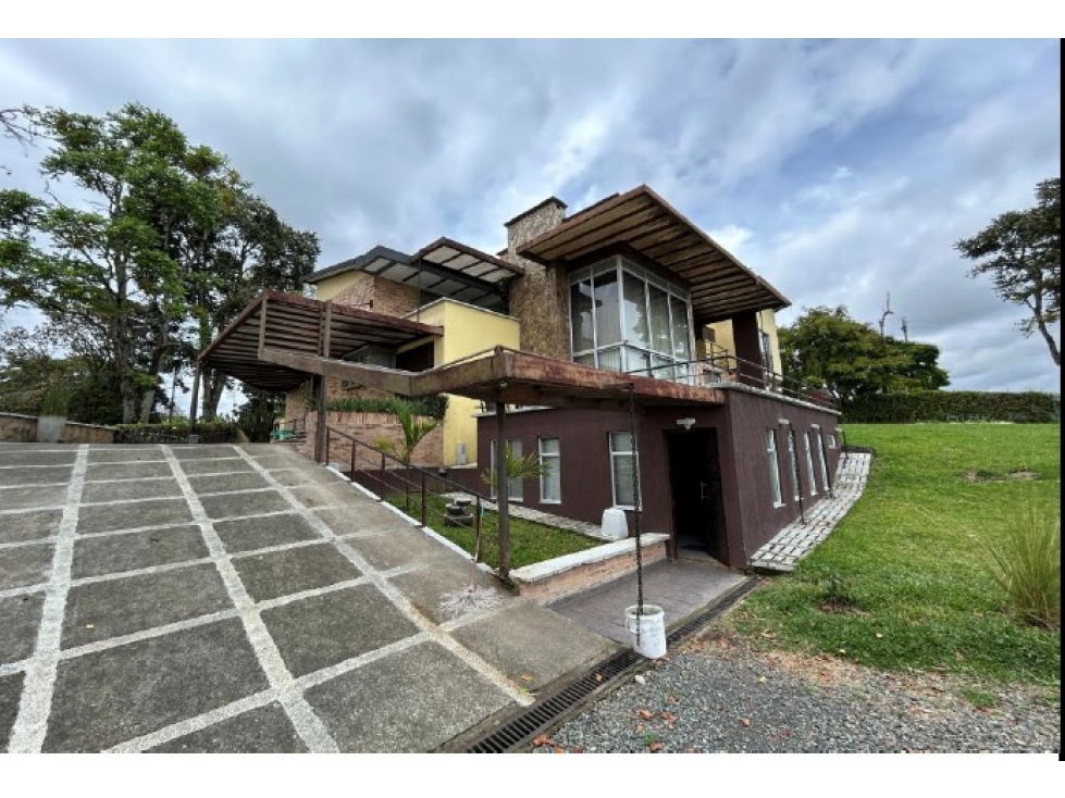 SE VENDE AMPLIA CASA CAMPESTRE VÍA PEREIRA - ARMENIA — foto 2