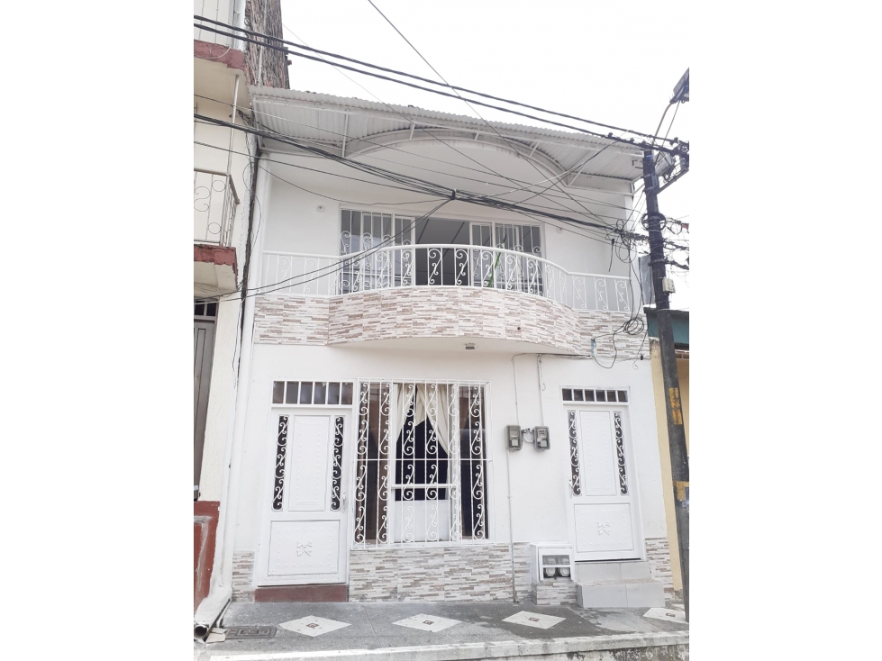 VENDO CASA EN BARRIO SAN NICOLAS