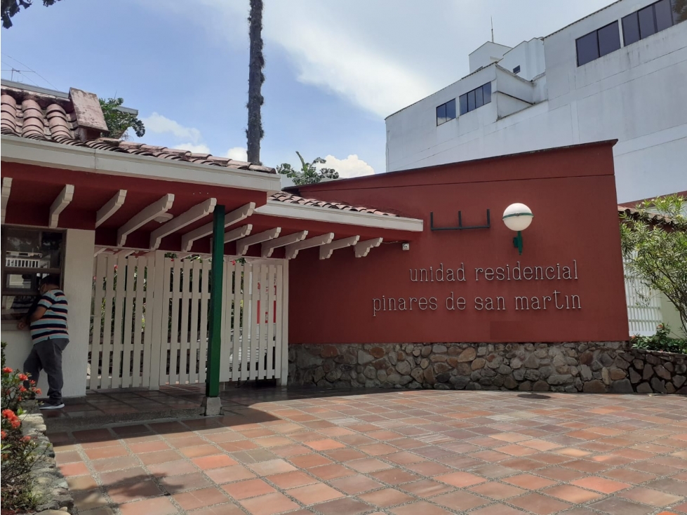 VENDO APARTAMENTO EN PINARES DE SAN MARTIN PEREIRA - 1