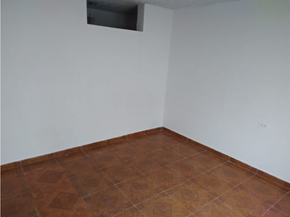 VENDO CASA EN DOSQUEBRADAS — foto 2