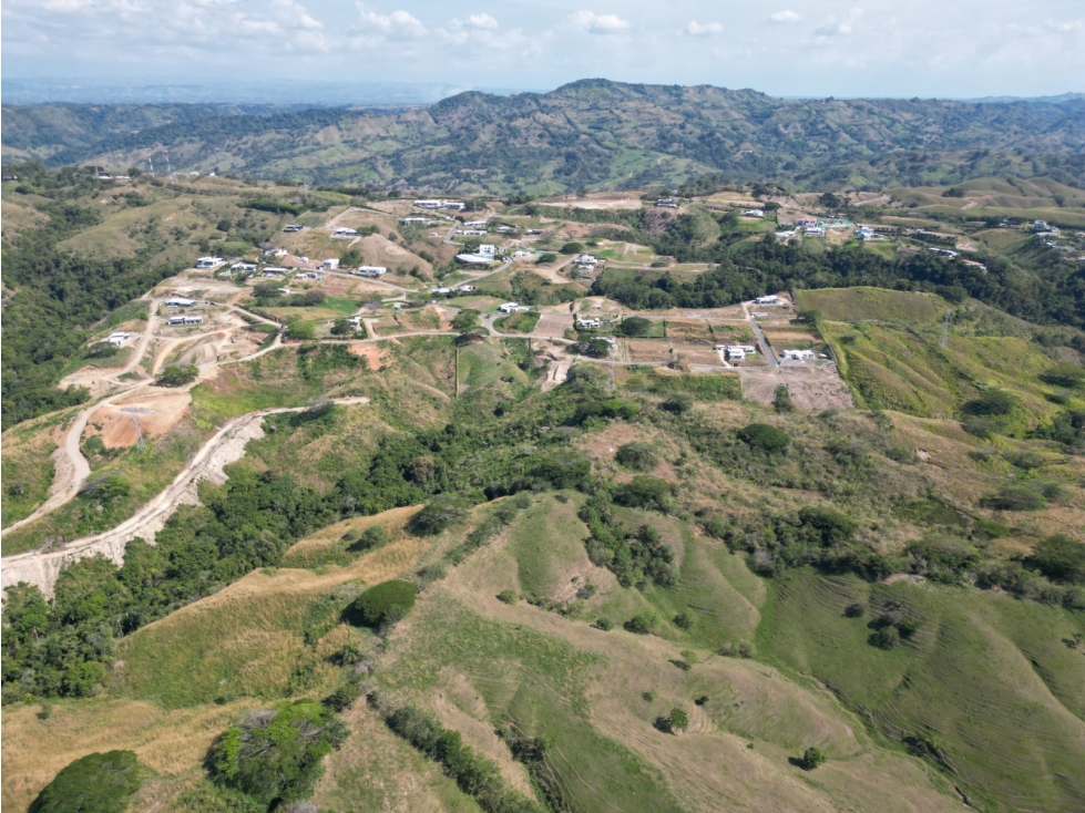 VENDO O CAMBIO LOTE 2000 M2 CONDOMINIO EN CERRITOS PEREIRA — foto 3