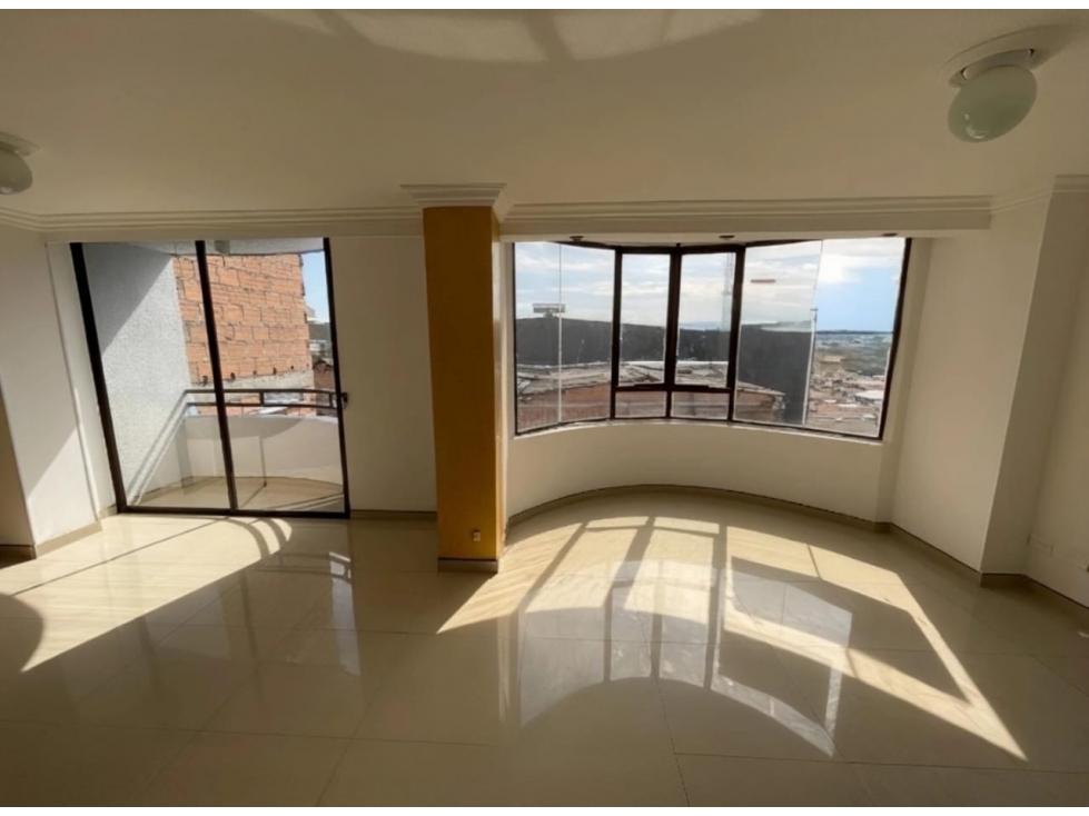 SE VENDE APARTAMENTO CENTRO DE PEREIRA CERCA AL PARQUE EL LAGO — foto 3
