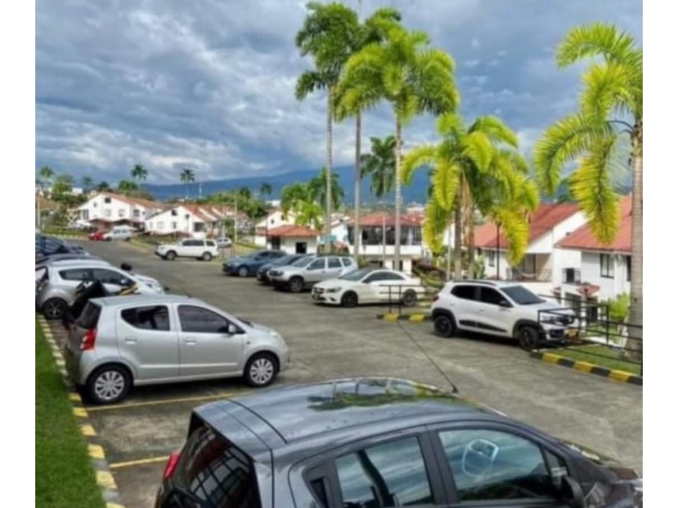 VENDO APARTAESTUDIO SECTOR AEROPUERTO PEREIRA