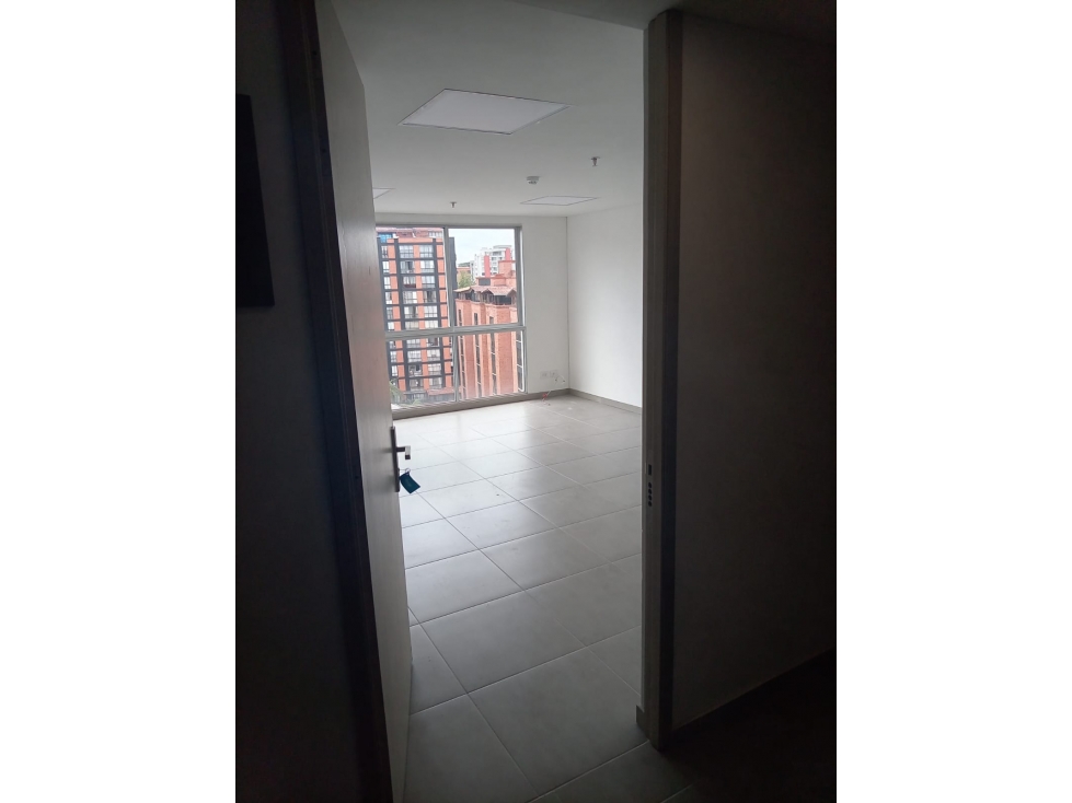 SE VENDE OFICINA EN CENTRO DE NEGOCIOS EN ÁLAMOS PEREIRA — foto 6