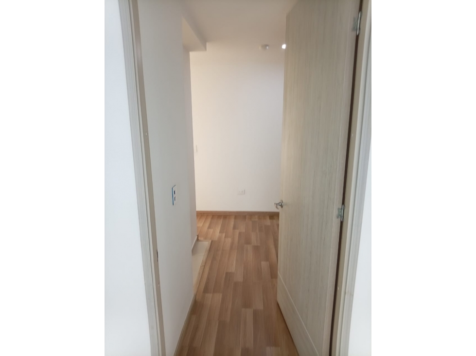 VENTA APARTAMENTO EN DOSQUEBRADAS , SECTOR MILÁN — foto 4