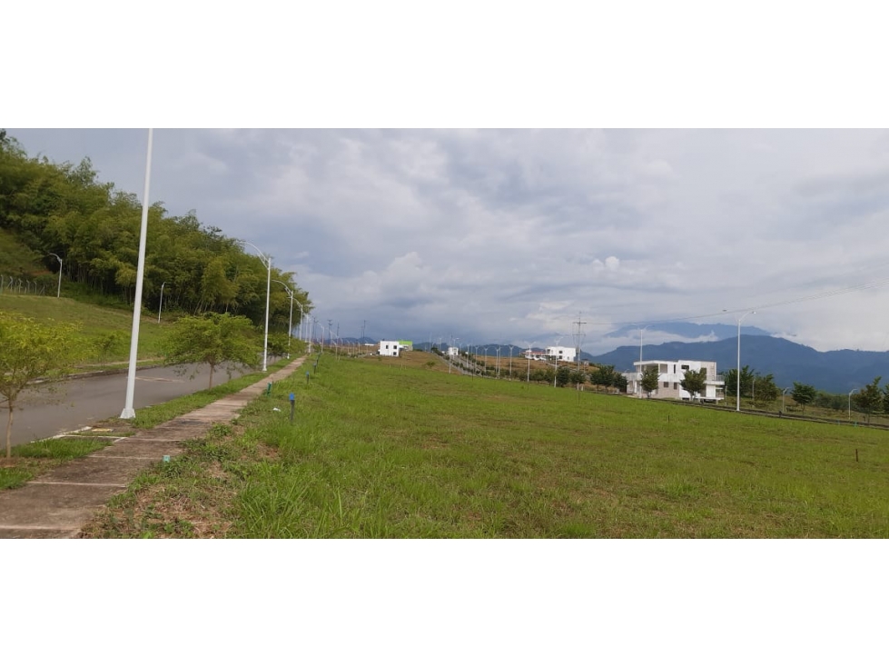 VENDO LOTE EN CONDOMINIO EN VITERBO - 2