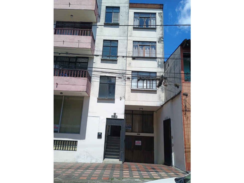 SE RENTA LOCAL EN EL CENTRO