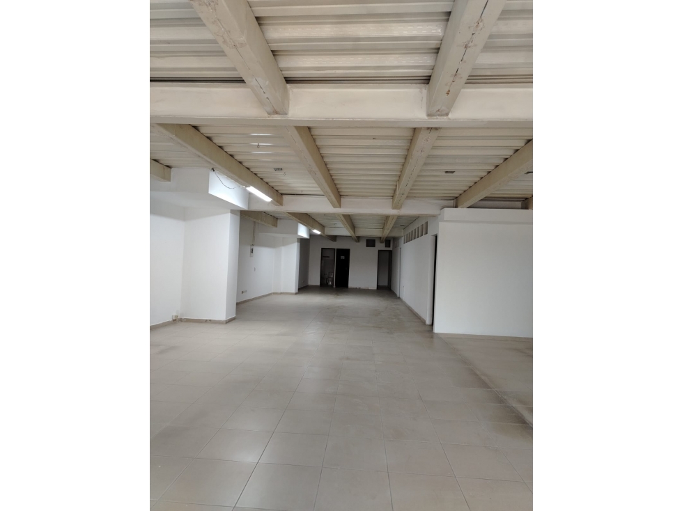 RENTO LOCAL COMERCIAL — foto 5