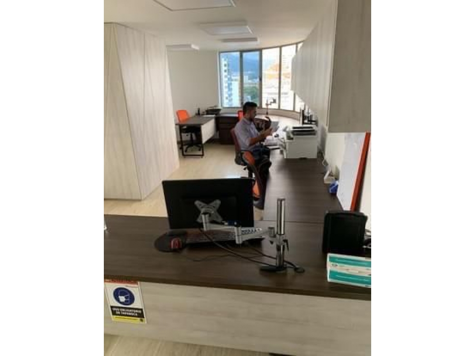 EN VENTA OFICINA IMPORTANTE SECTOR DEL CENTRO DE PEREIRA — foto 5