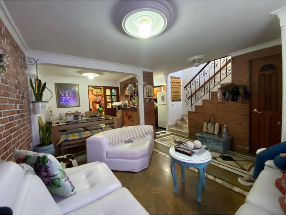 Venta casa Rionegro, 129 m2 $480 millones
