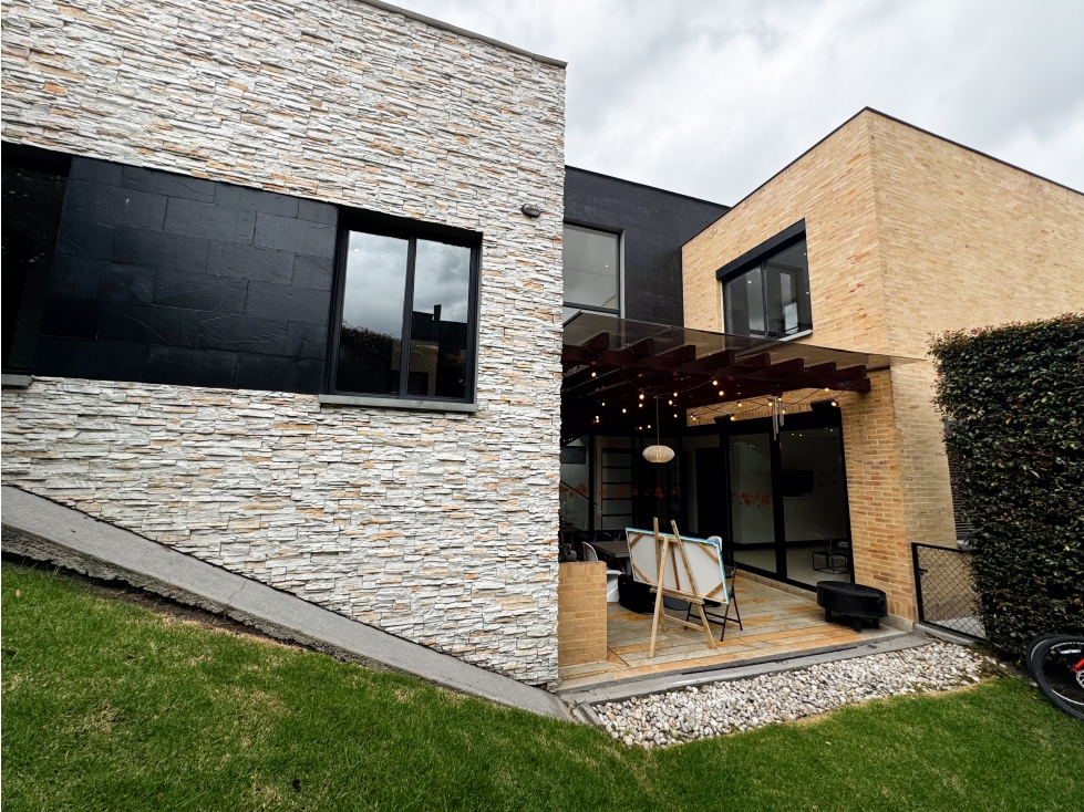 LA CASA DE TUS SUEÑOS 4 HABITACIONE LOTE 1.400M2 - HATOGRANDE SOPO - 3