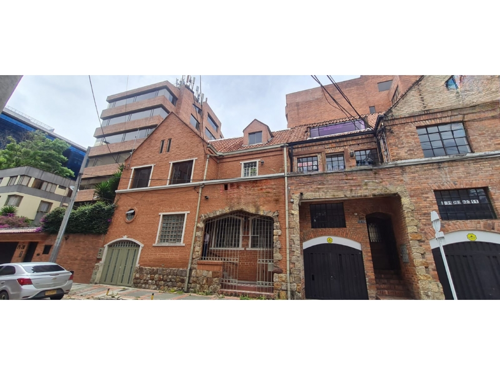EN VENTA CASA COMERCIAL PATRIMONIO ARQ 400M2+JARDIN - EL NOGAL — foto 2