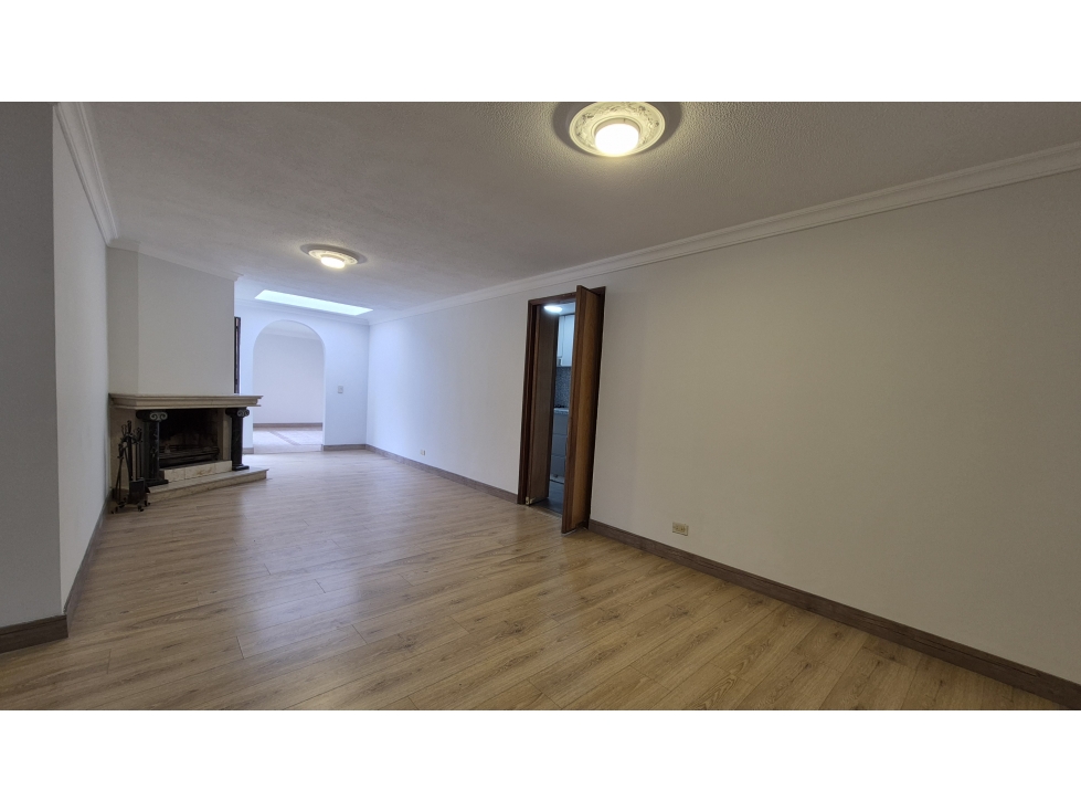 OPORTUNIDAD PARA REMODELAR 123M2 + TERRAZA 3 HAB - CEDRITOS
