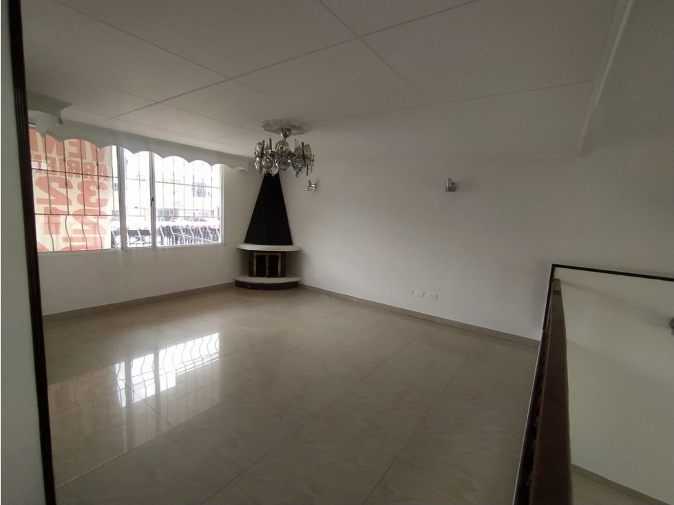 VENDO CASA GRANDE USO MIXTO 200M2 - NORMANDIA CALLE 52 — foto 5