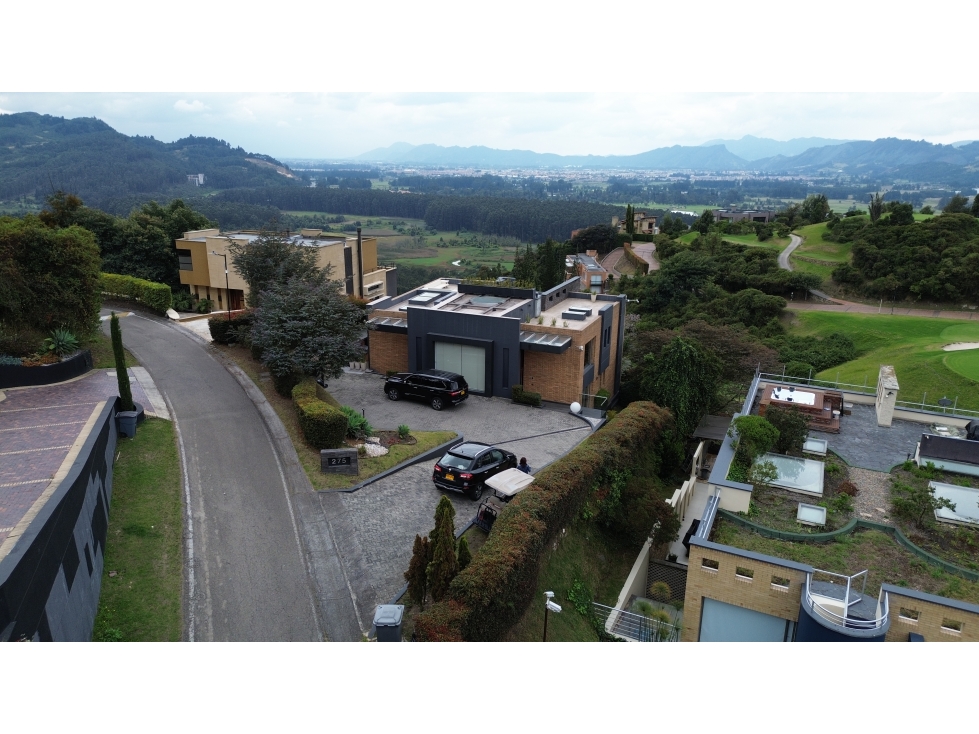 CASA DE LUJO EN VENTA | CLUB DE GOLF APOSENTOS SOPÓ — foto 5