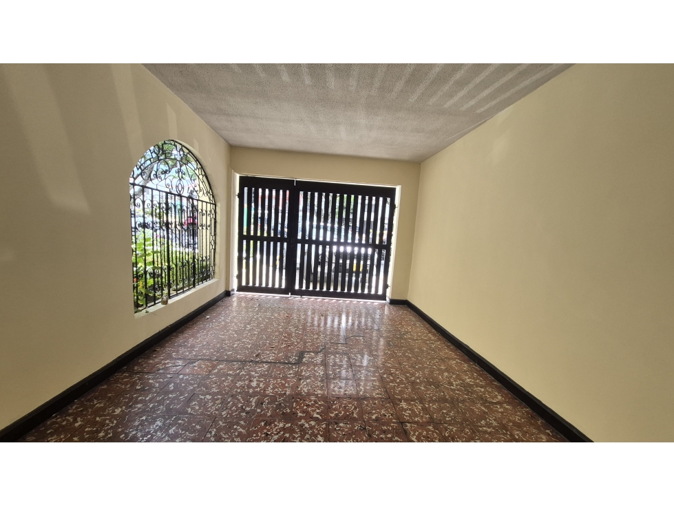 VENDO CASA COMERCIAL 170m2 IBAGUE LA MACARENA AV FERROCARRIL — foto 2