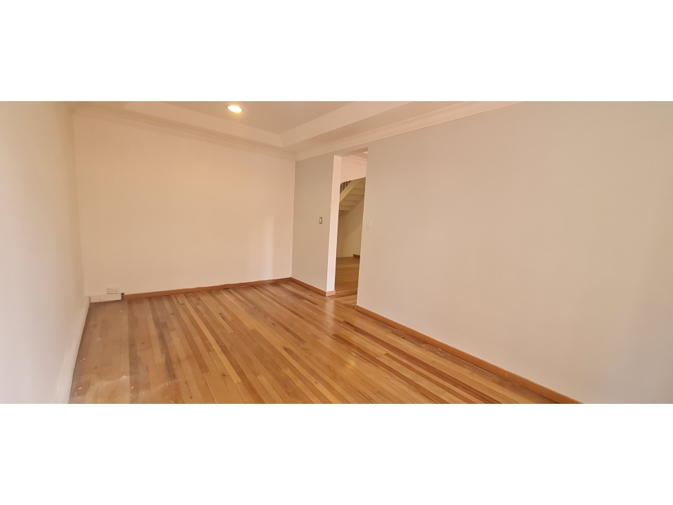 EN VENTA CASA COMERCIAL PATRIMONIO ARQ 400M2+JARDIN - EL NOGAL — foto 6