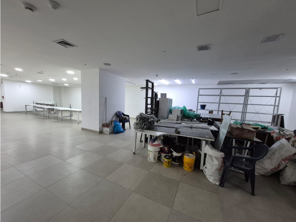 RENTO LOCAL 290M2 EDF EMPRESARIAL PREMIUM - TEUSAQUILLO — foto 3